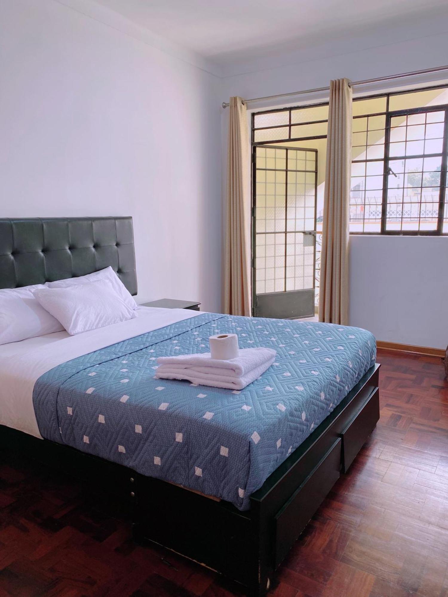 P4 Privada Miraflores, * Lima