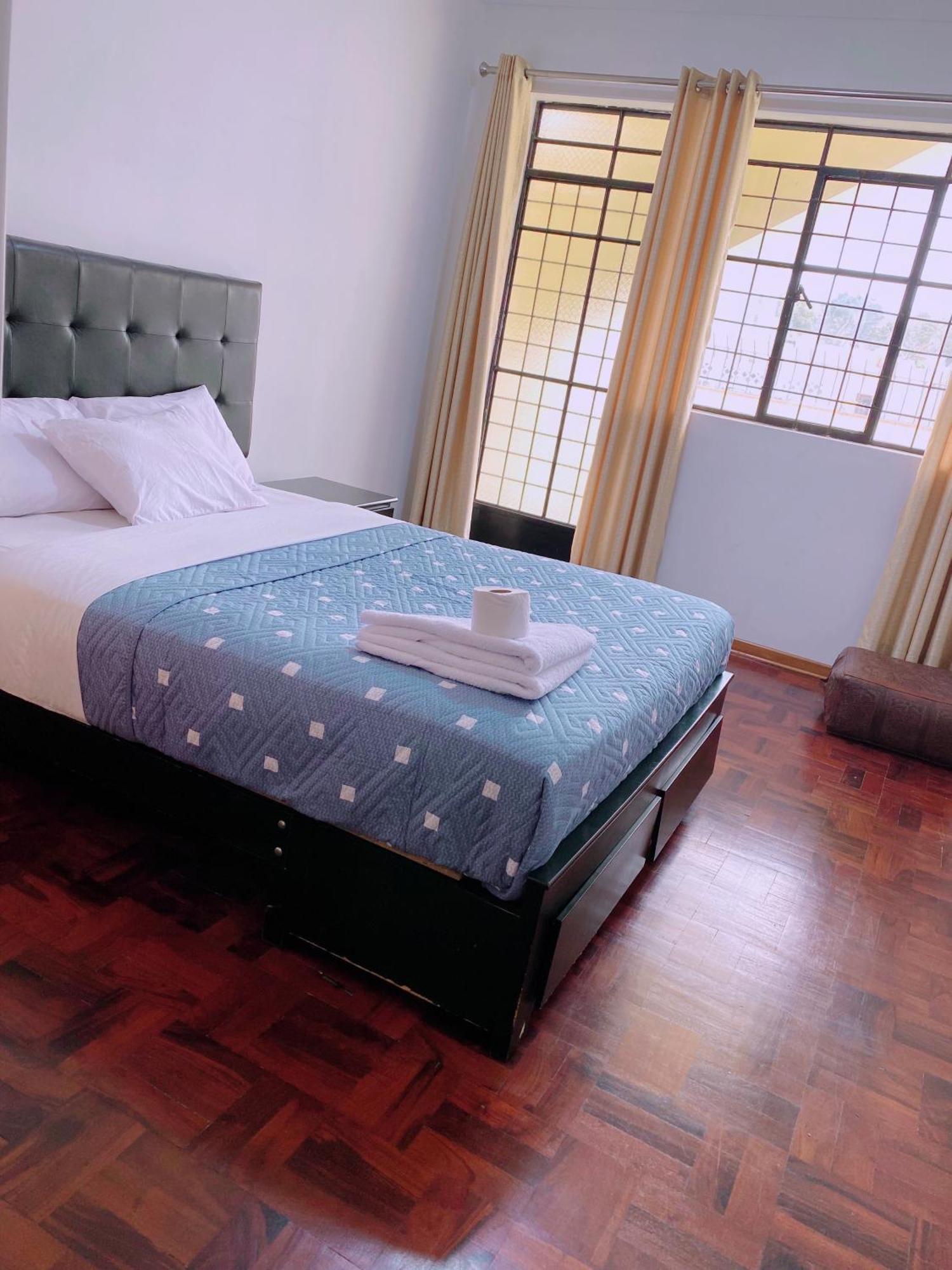 P4 Privada Miraflores, *